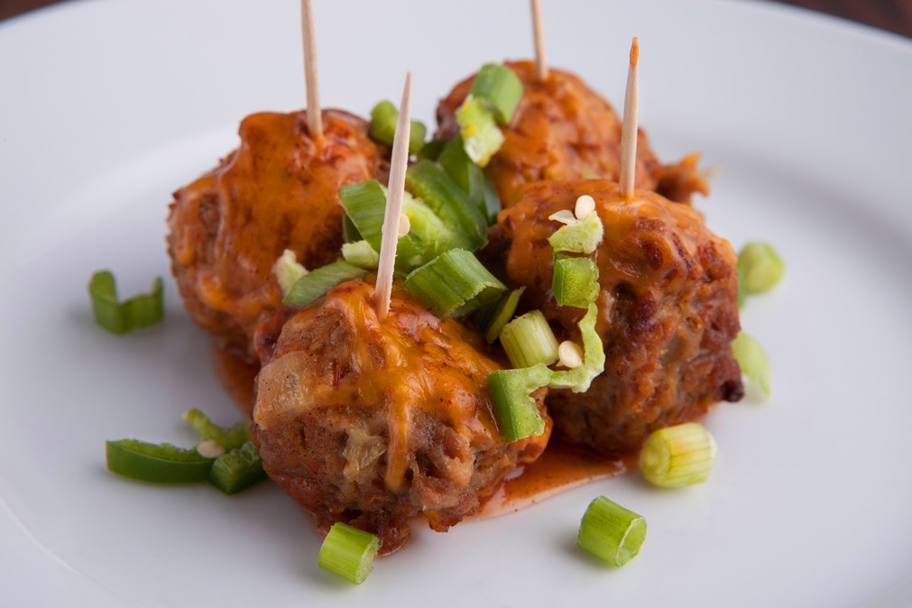 How to lose weight fast and easy, 10 pounds in a week even; try Personal Trainer Food's Enchilada Meatballs today!