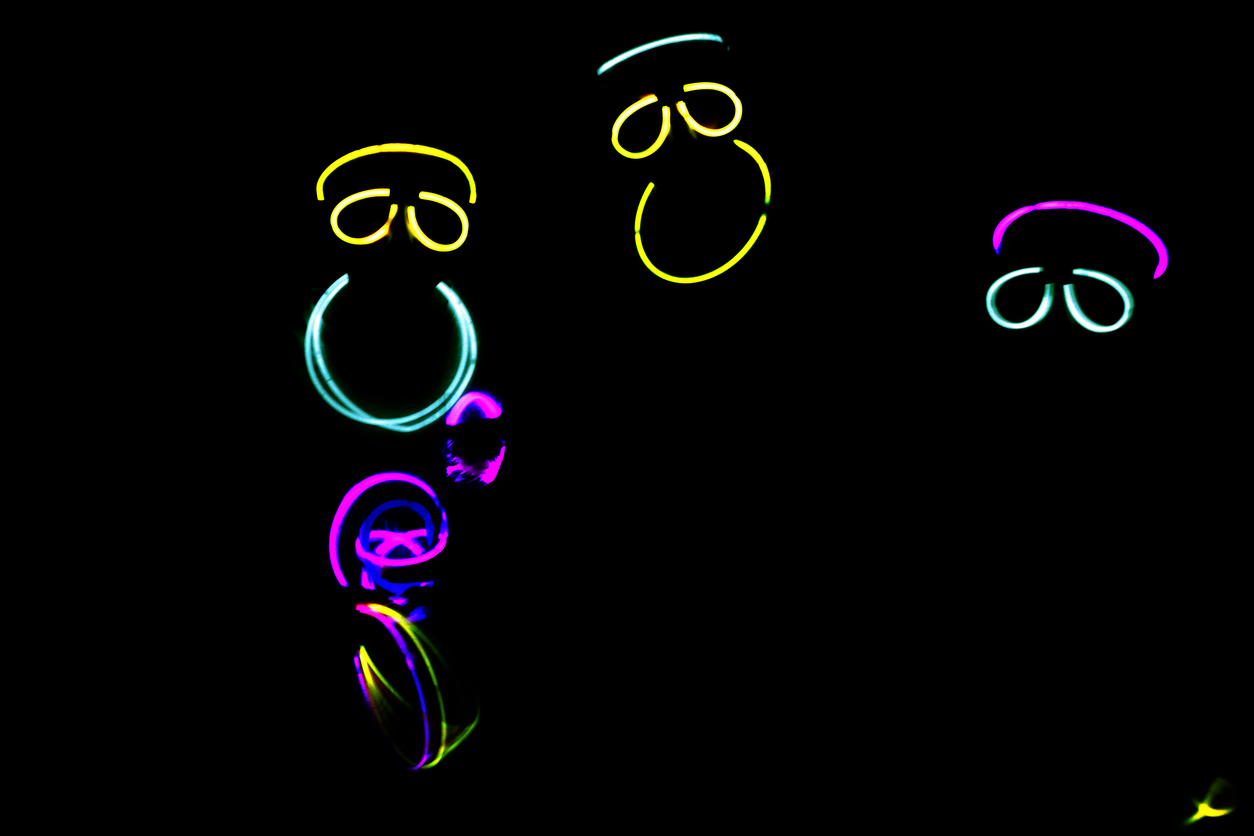 Healthier Halloween treat ideas: glow in the dark toys!