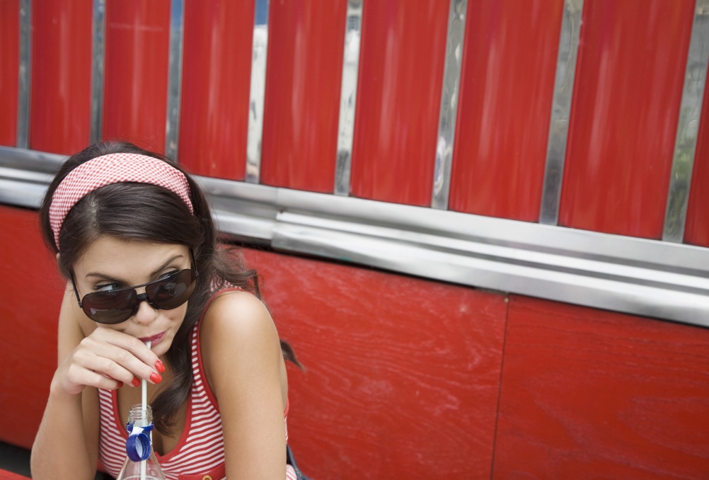 Eliminate cravings by sipping on a diet soda and ordering Personal Trainer Food to get slim and stay slim for life.
