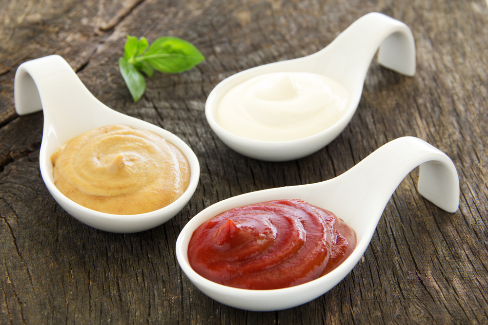 Can you have mayonnaise, aioli, ketchup, or bar-b-que sauce on a low-carb diet? Personal Trainer Food has the complete list for you to reference so you can maximize your weight loss and get to your goal.