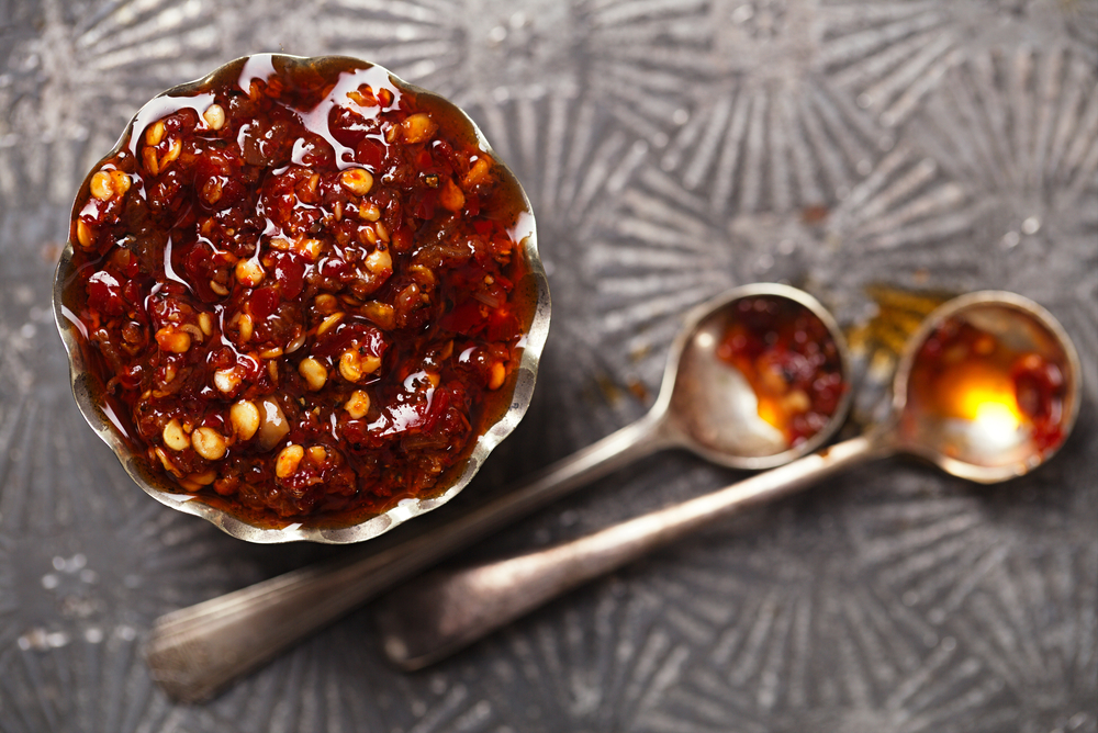 Is salsa and hot sauce ok for a low-carb diet, will I be able to lose weight or will it stall fat loss? Find out what you can and can't have when eating low-carb with this terrific list from Personal Trainer Food.