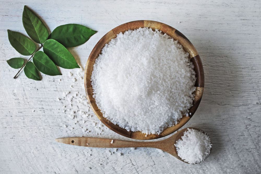 What can you eat a low carb diet and still lose weight? Check out Personal Trainer Food's complete low-carb grocery list for picking the perfect low-carb condiments. 